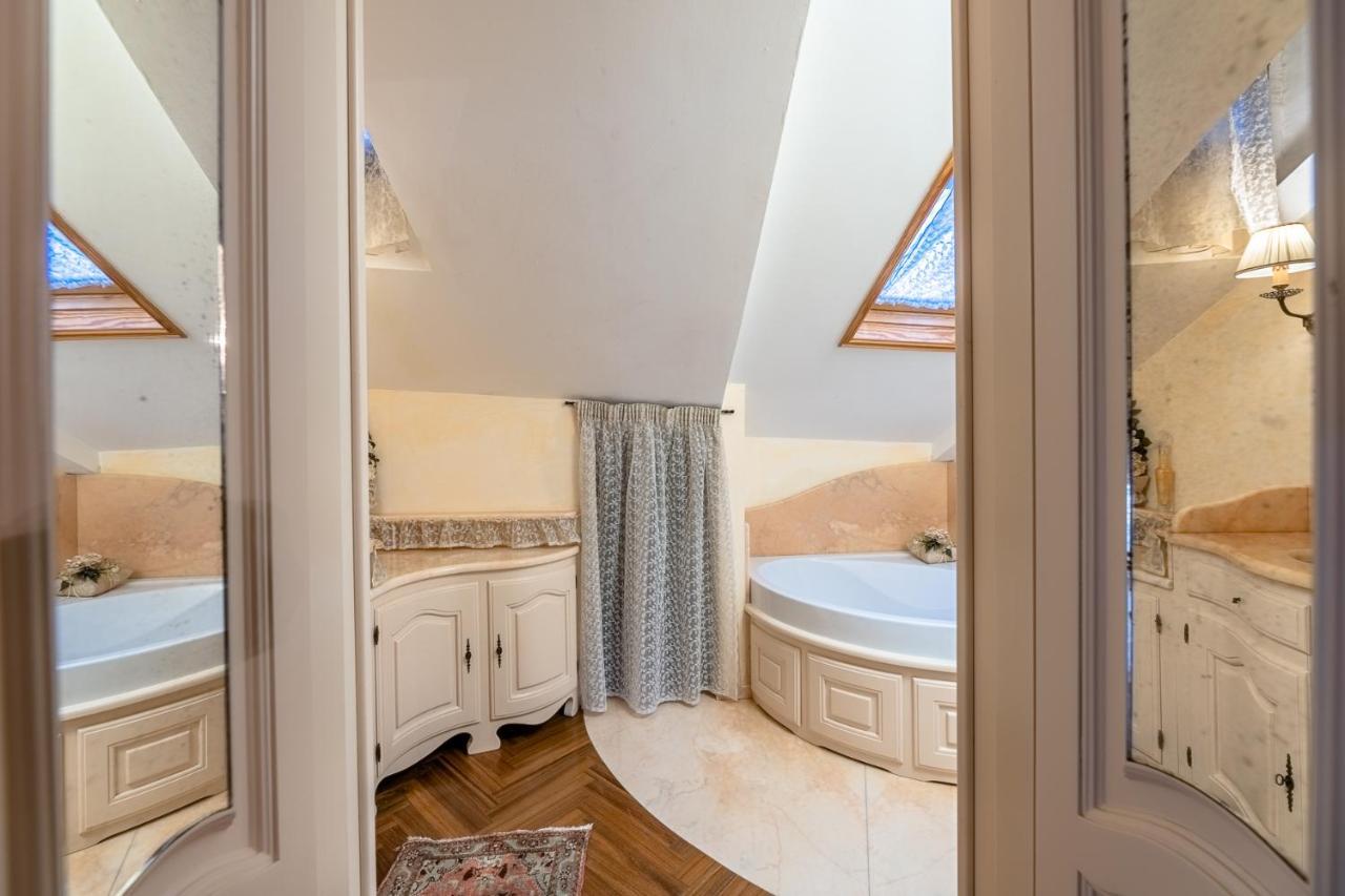 Apartamento Dimora Lucrezia Savona Exterior foto